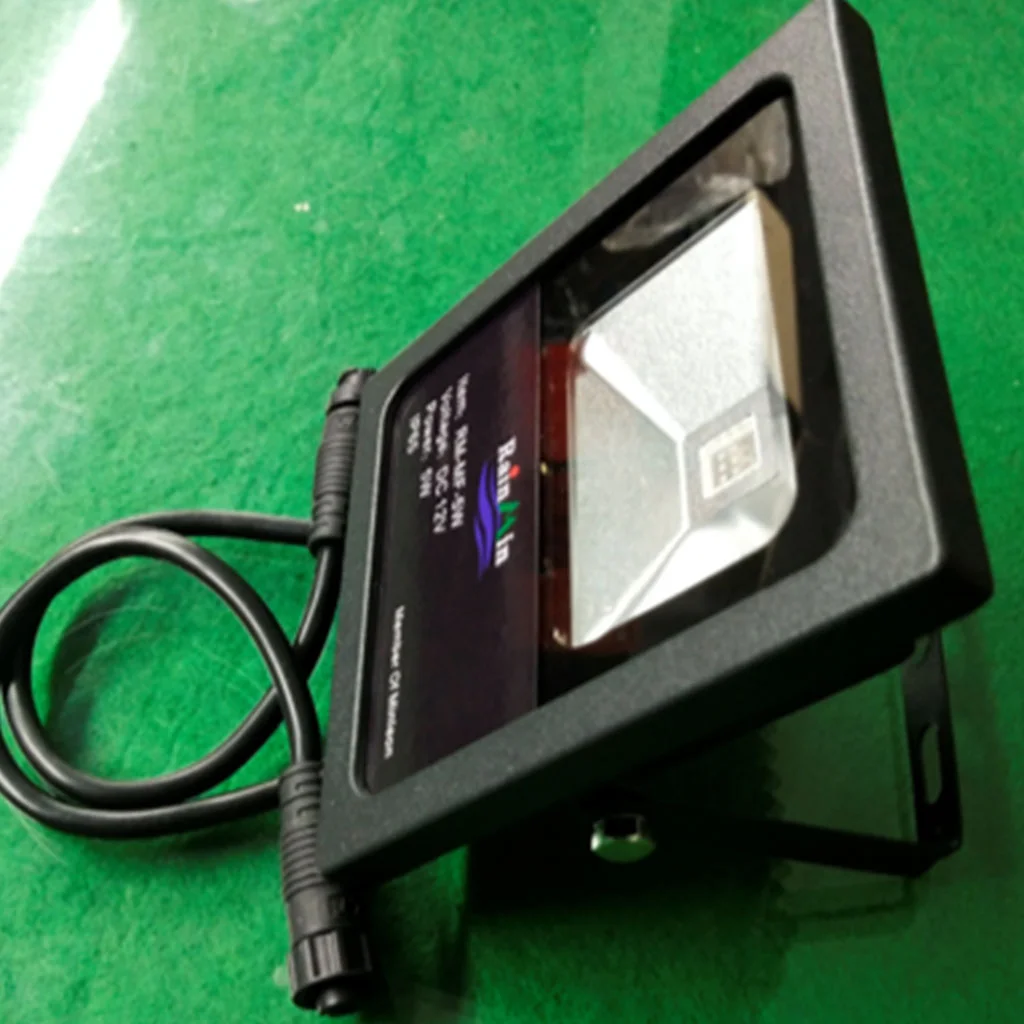 RGB 20W Flood Tile Outdoor Smart Lighting Product
