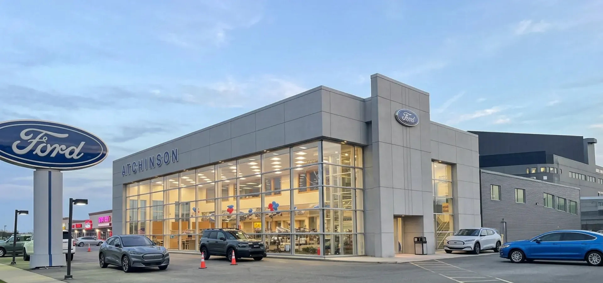 car dealership lighting