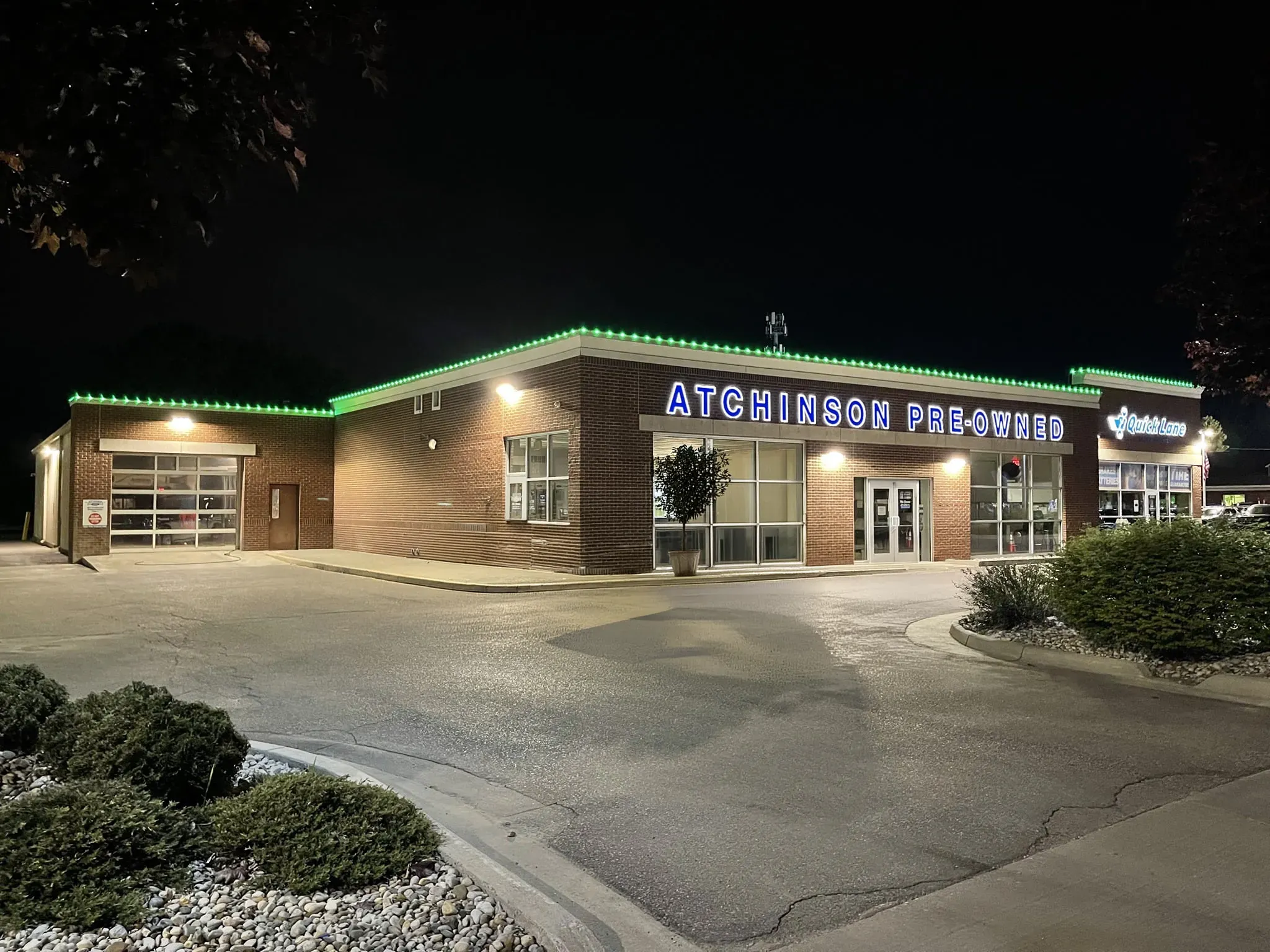 car dealership led lighting