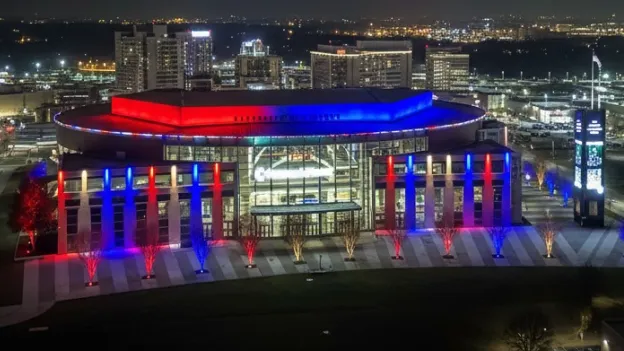  Commercial Lights - BlueHopper Lighting Application